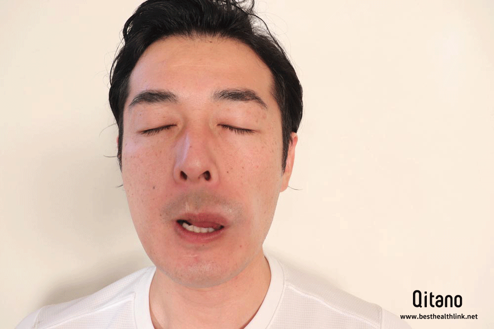 舌を回転する「いびき体操」で口の中の筋肉を鍛えるトレーニング
