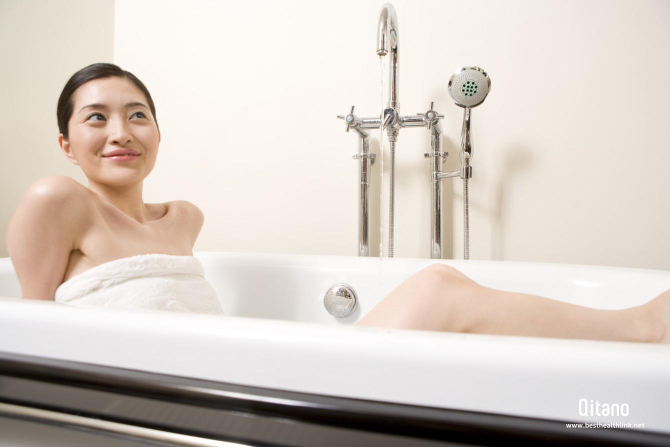 半身浴で美腹に効果アップ